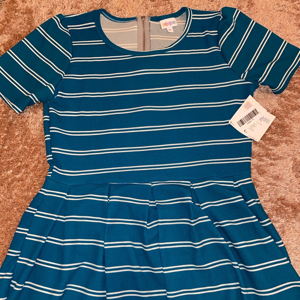 LuLaRoe Amelia dress